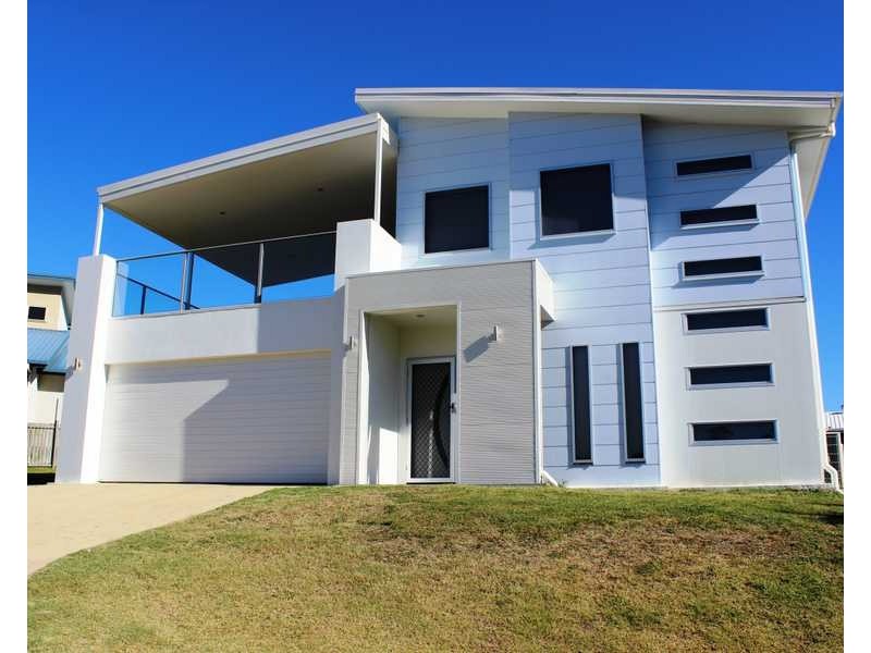 25 Lighthouse Drive, Boyne Island QLD 4680