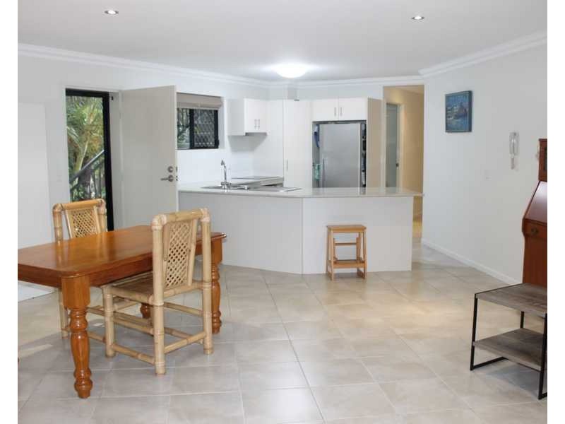 1/8A Wyndham Avenue, Boyne Island QLD 4680