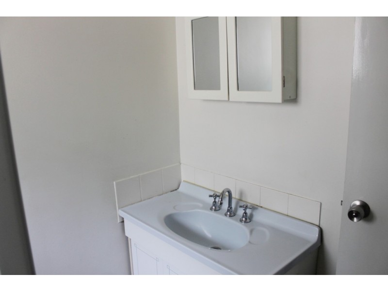 8/32 Elizabeth Street, Gladstone QLD 4680