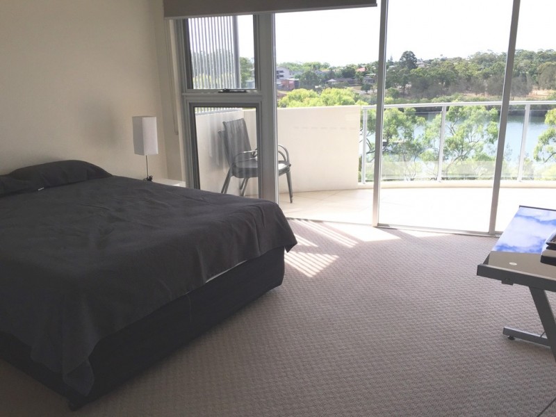 14/2 The Promenade, Boyne Island QLD 4680