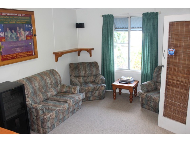 10 Creek Road, Tannum Sands QLD 4680