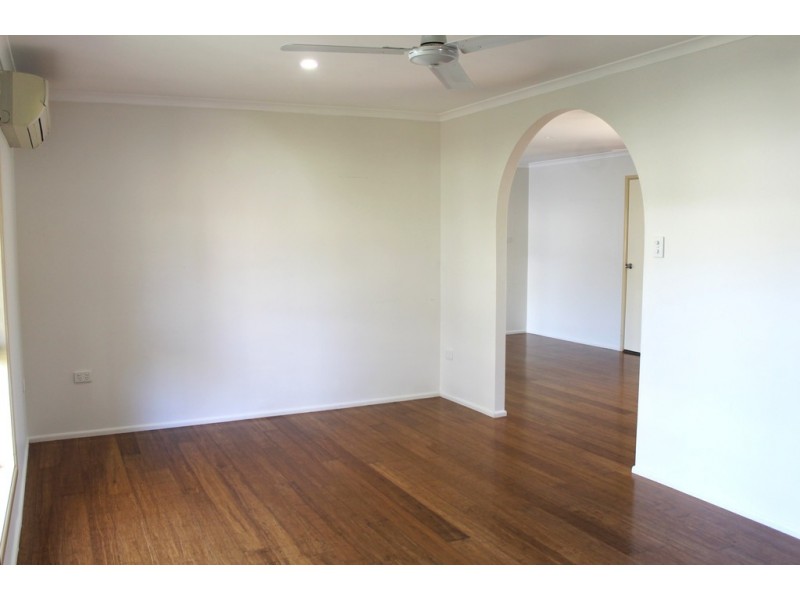 28 Crest Avenue, Boyne Island QLD 4680