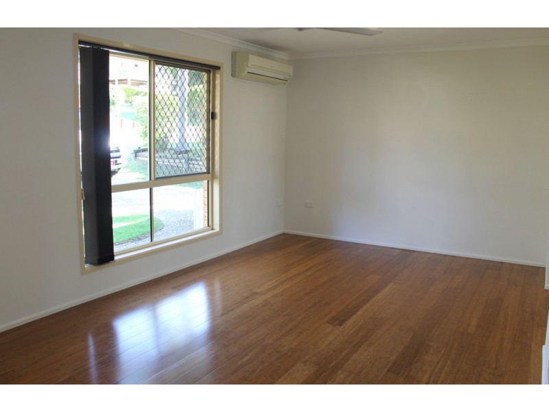 28 Crest Avenue, Boyne Island QLD 4680