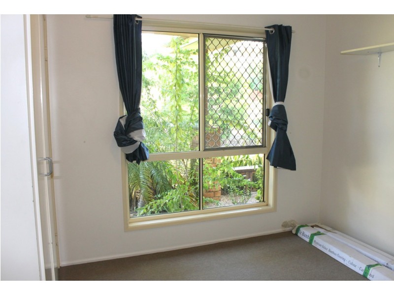 28 Crest Avenue, Boyne Island QLD 4680