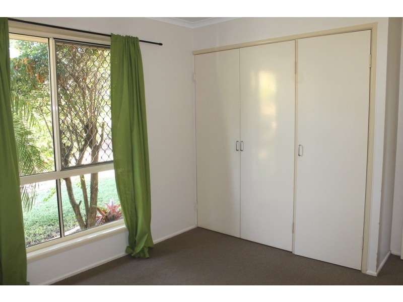 28 Crest Avenue, Boyne Island QLD 4680