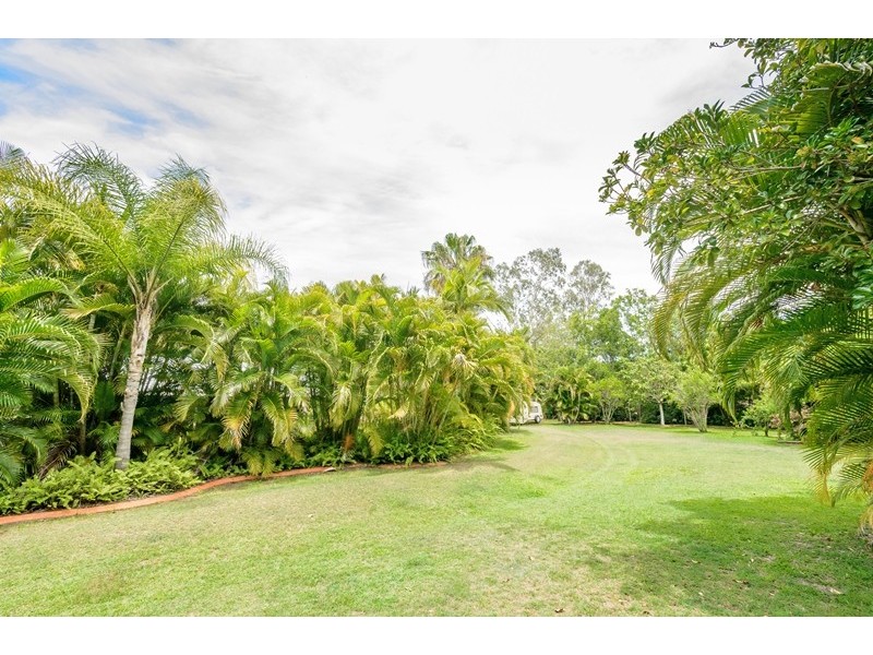 24 Panorama Circuit, Benaraby QLD 4680