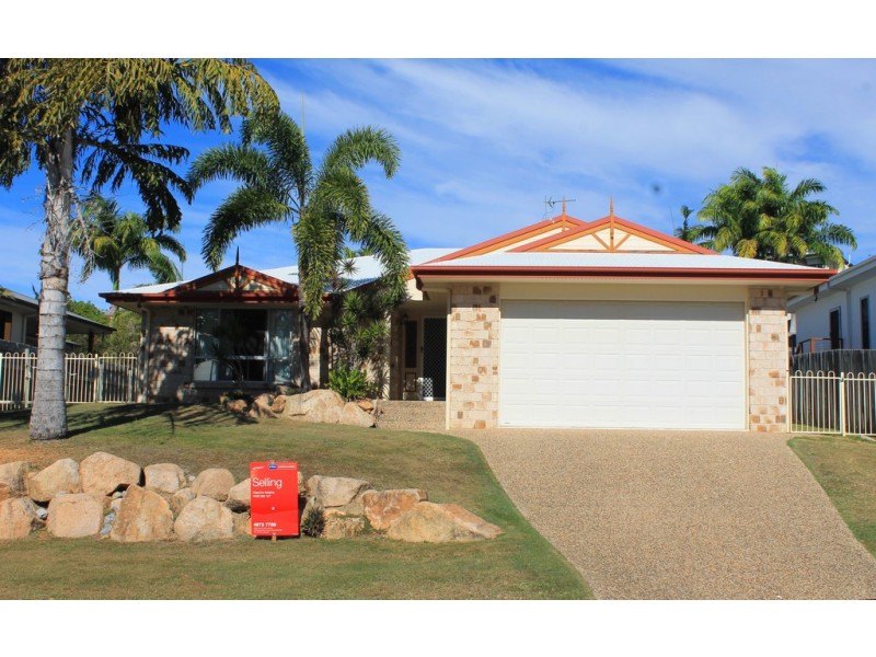 11 Lighthouse Drive, Boyne Island QLD 4680
