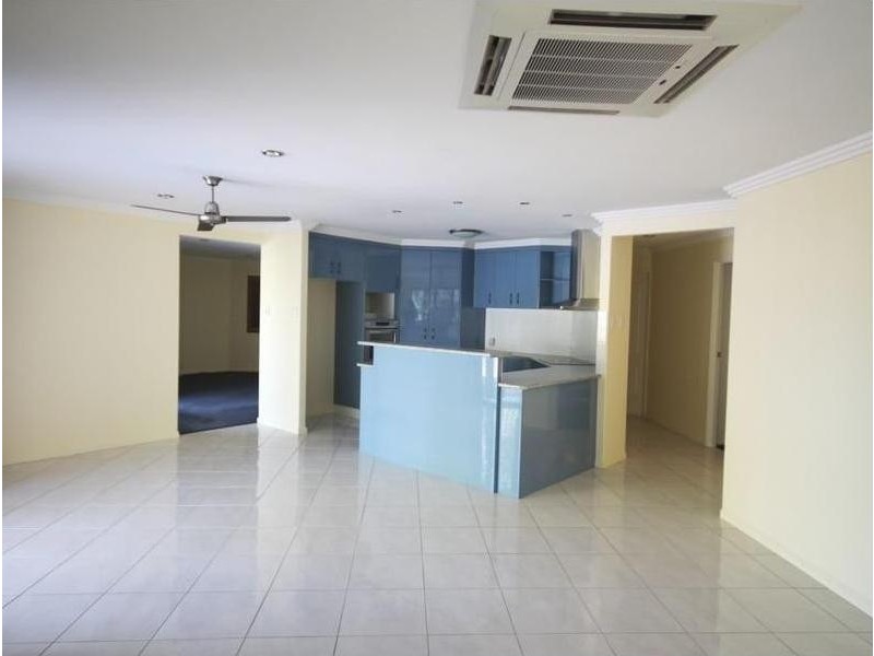 12 Creswell Court, Tannum Sands QLD 4680