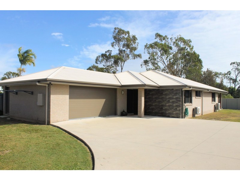 4A Golf View Drive, Boyne Island QLD 4680