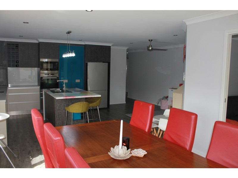 4A Golf View Drive, Boyne Island QLD 4680