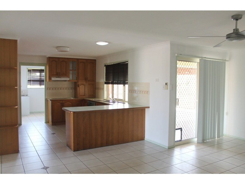 11 Cambridge Close, Tannum Sands QLD 4680