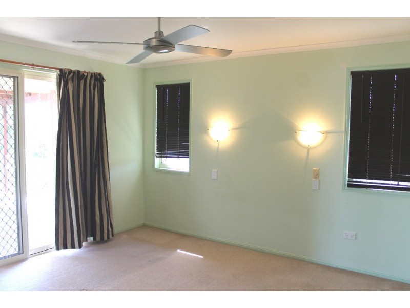 11 Cambridge Close, Tannum Sands QLD 4680