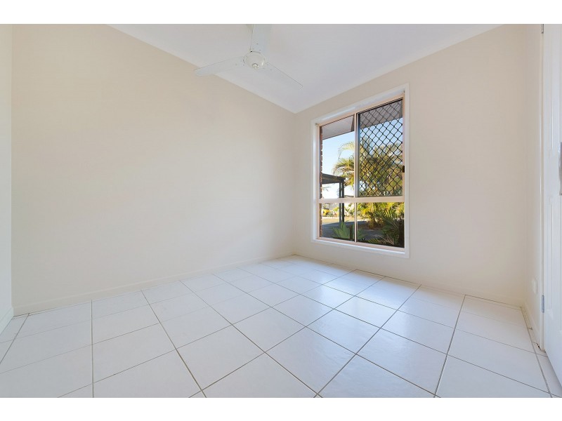 6 Chauvel Court, Boyne Island QLD 4680