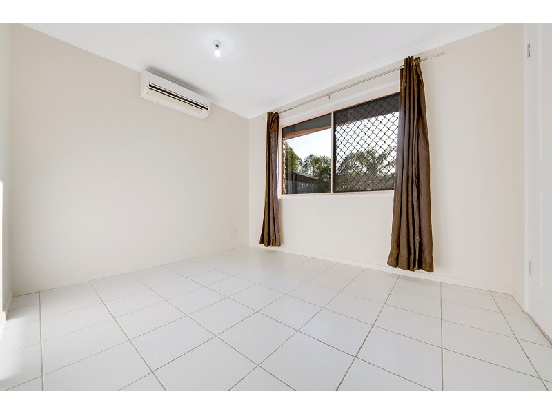 6 Chauvel Court, Boyne Island QLD 4680