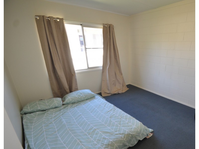1, 2 and 3/43 Blomfield Street, Miriam Vale QLD 4677