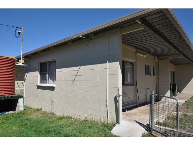 1, 2 and 3/43 Blomfield Street, Miriam Vale QLD 4677