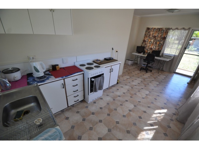 1, 2 and 3/43 Blomfield Street, Miriam Vale QLD 4677