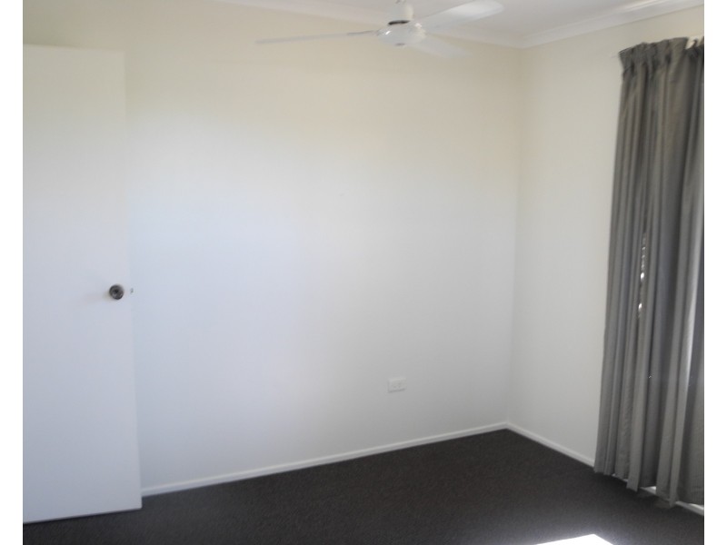 2/37 Tyson Crescent, Tannum Sands QLD 4680