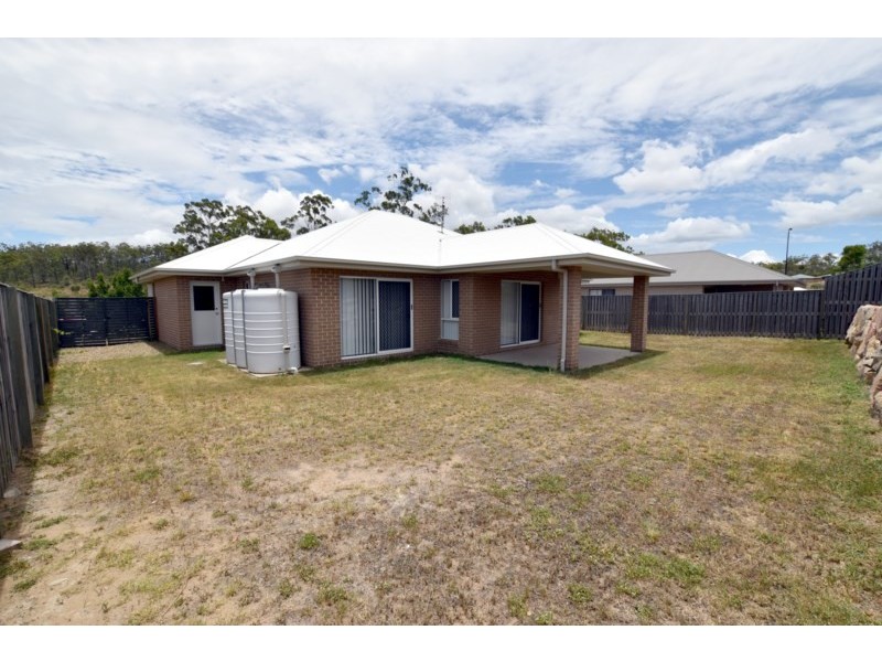 29 Lilyvale Esplanade, Boyne Island QLD 4680