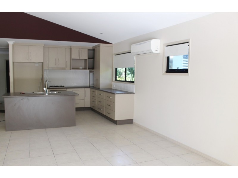 45 Langdon Street, Tannum Sands QLD 4680