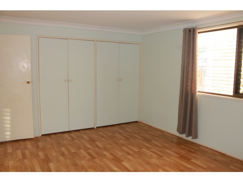 1 Bellemere Court, Boyne Island QLD 4680