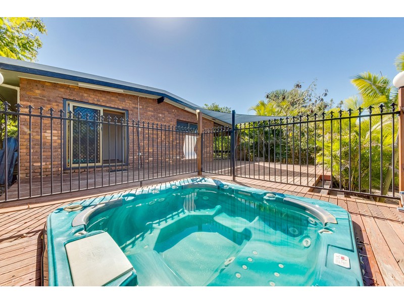 3 Winnecke Road, Tannum Sands QLD 4680