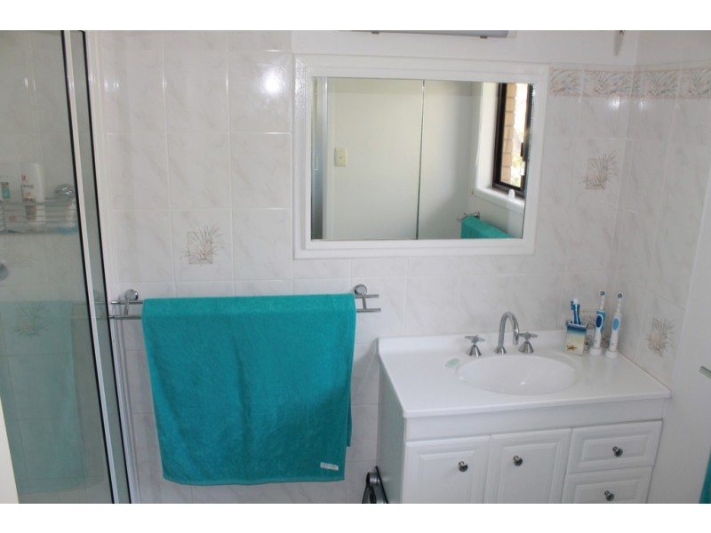 27 Tyson Crescent, Tannum Sands QLD 4680