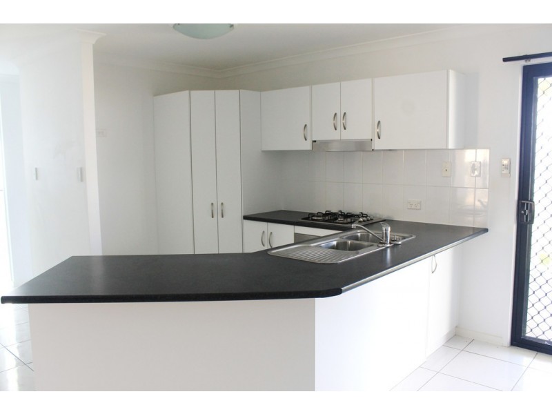 1/18 Bauhinia Street, Boyne Island QLD 4680