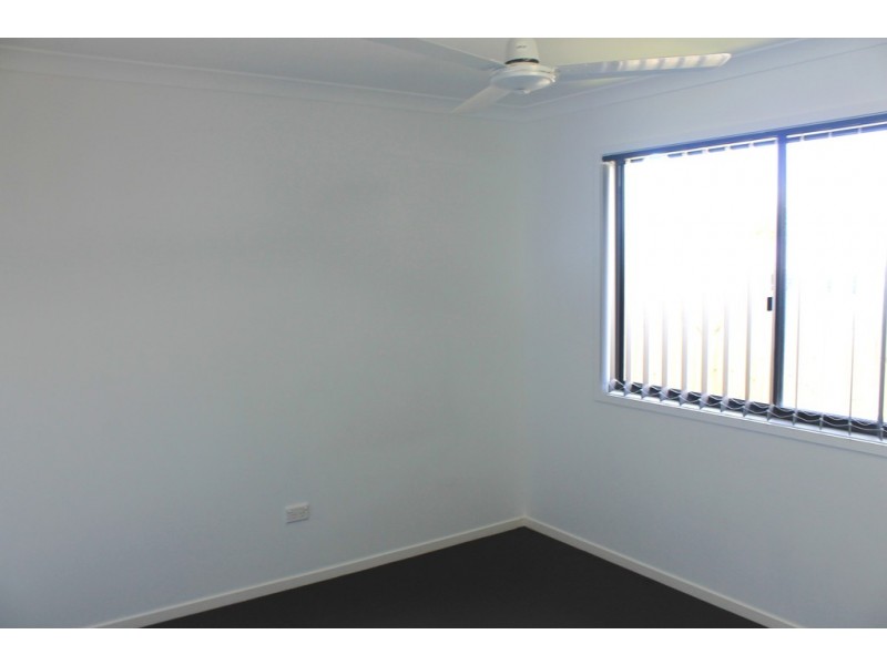 1/18 Bauhinia Street, Boyne Island QLD 4680