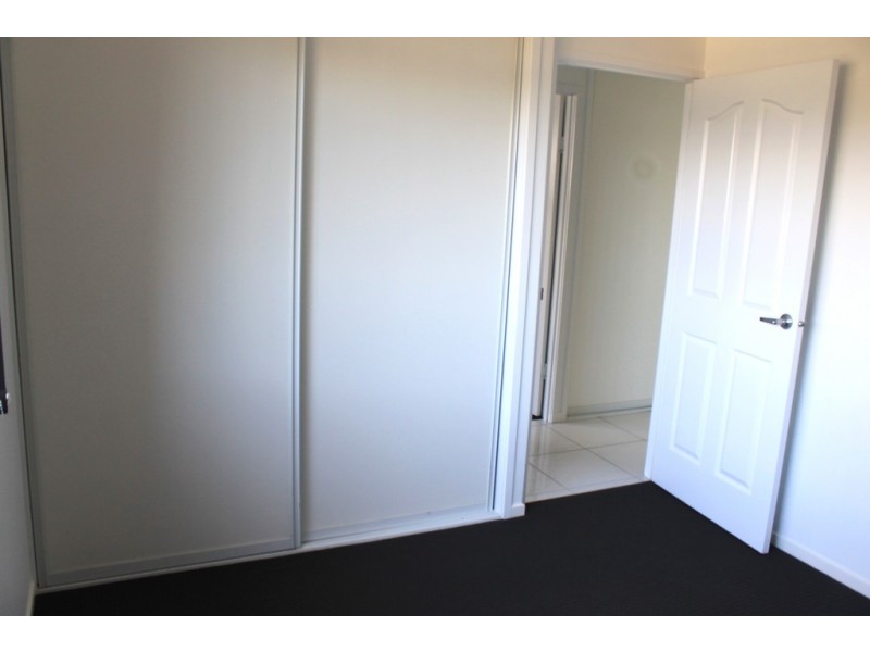 1/18 Bauhinia Street, Boyne Island QLD 4680