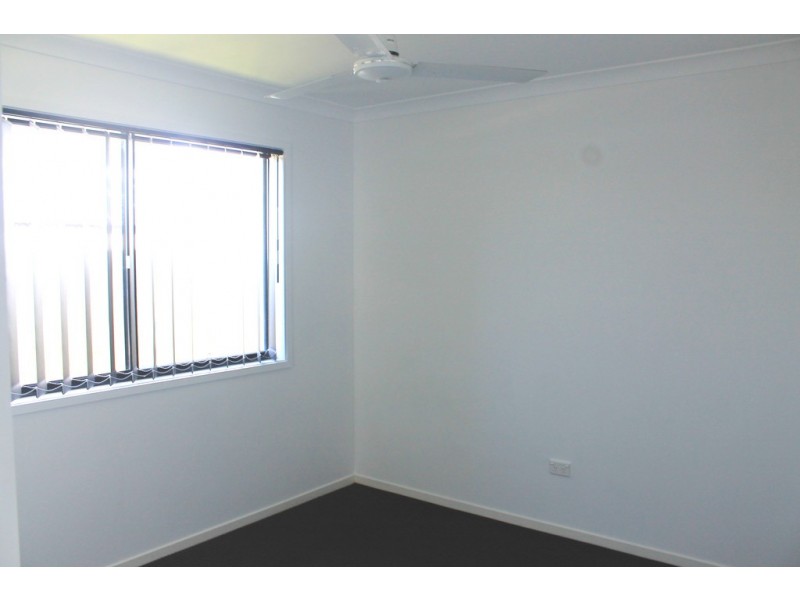 1/18 Bauhinia Street, Boyne Island QLD 4680