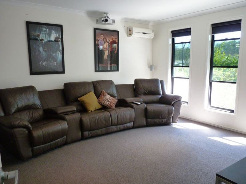 2 Ronald Crescent, Benaraby QLD 4680