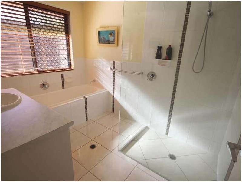 12 Creswell Court, Tannum Sands QLD 4680