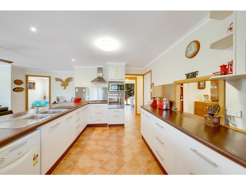 77 Broadacres Drive, Tannum Sands QLD 4680