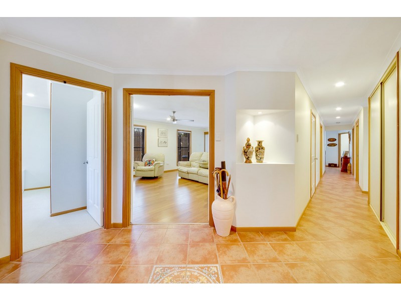 77 Broadacres Drive, Tannum Sands QLD 4680