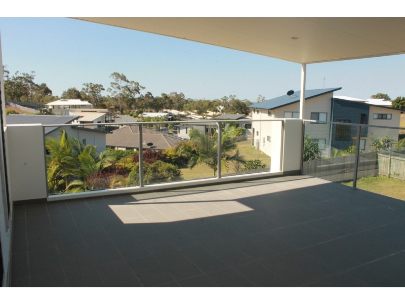 25 Lighthouse Drive, Boyne Island QLD 4680