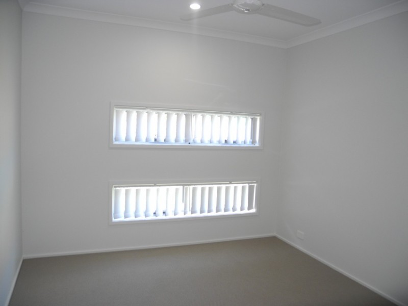34 Tulipwood Circuit, Boyne Island QLD 4680
