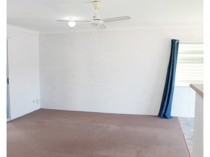 Unit 1 & 2/32 Lomandra Street, Boyne Island QLD 4680