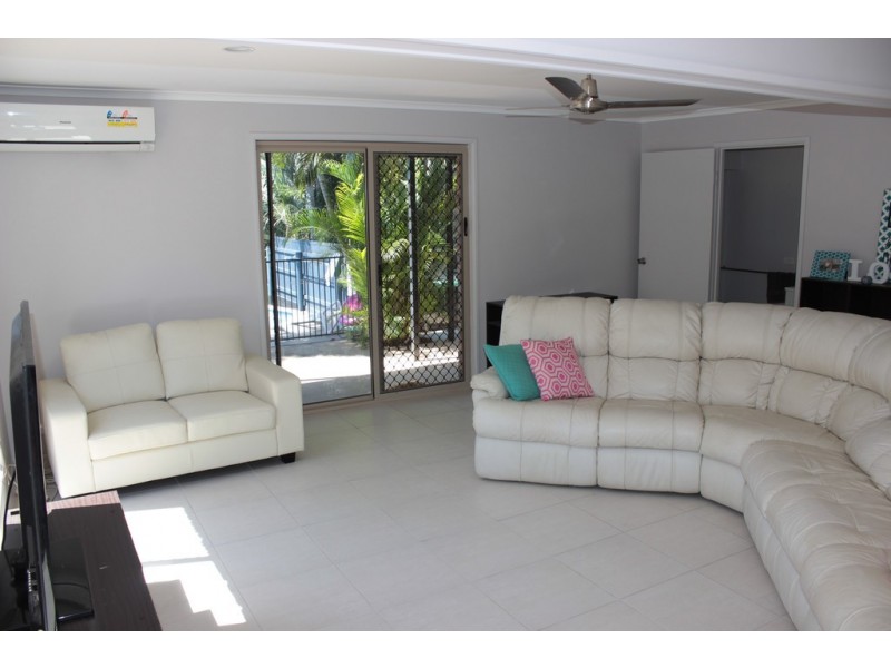 18 Lomandra Street, Boyne Island QLD 4680