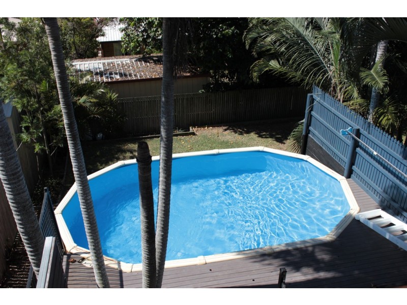 18 Lomandra Street, Boyne Island QLD 4680