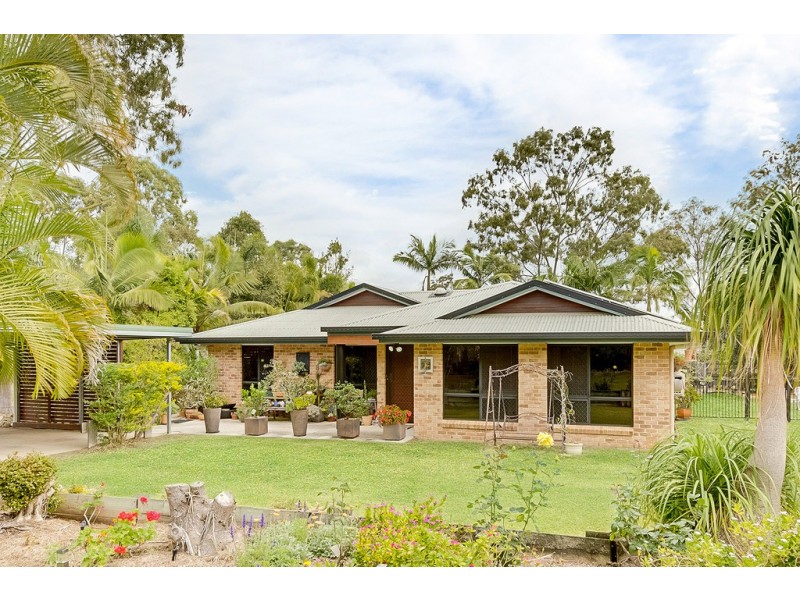 27 Ronald Crescent, Benaraby QLD 4680