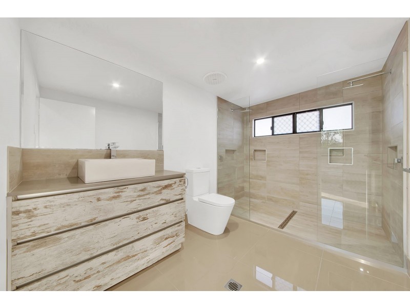 1 Ocean Street, Tannum Sands QLD 4680