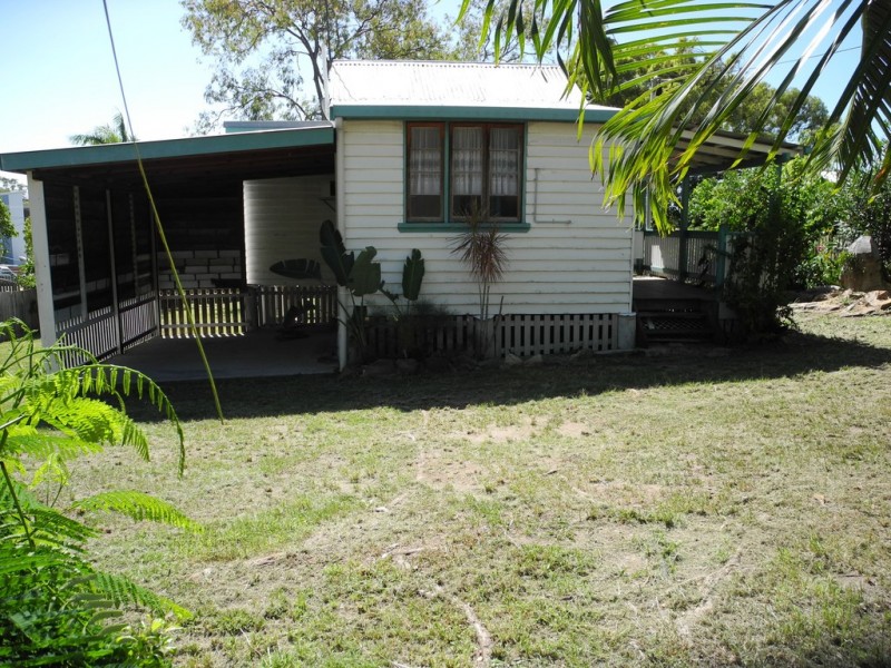 24 Pacific Avenue, Tannum Sands QLD 4680