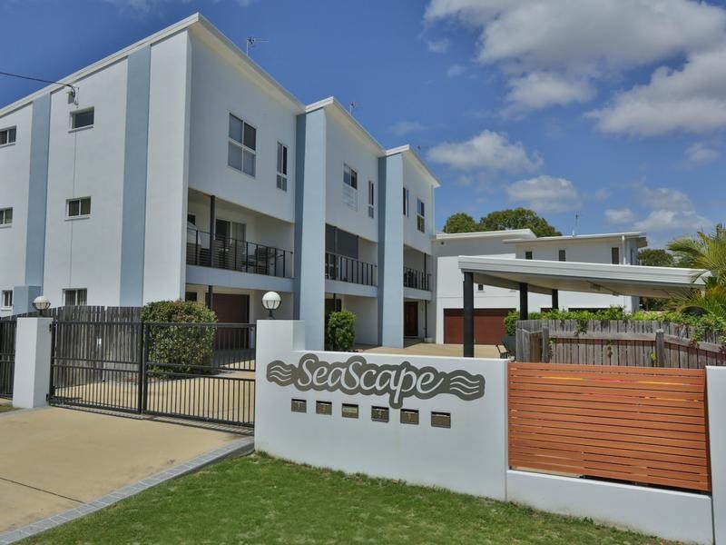 3/30 BEACH AVENUE, Tannum Sands QLD 4680