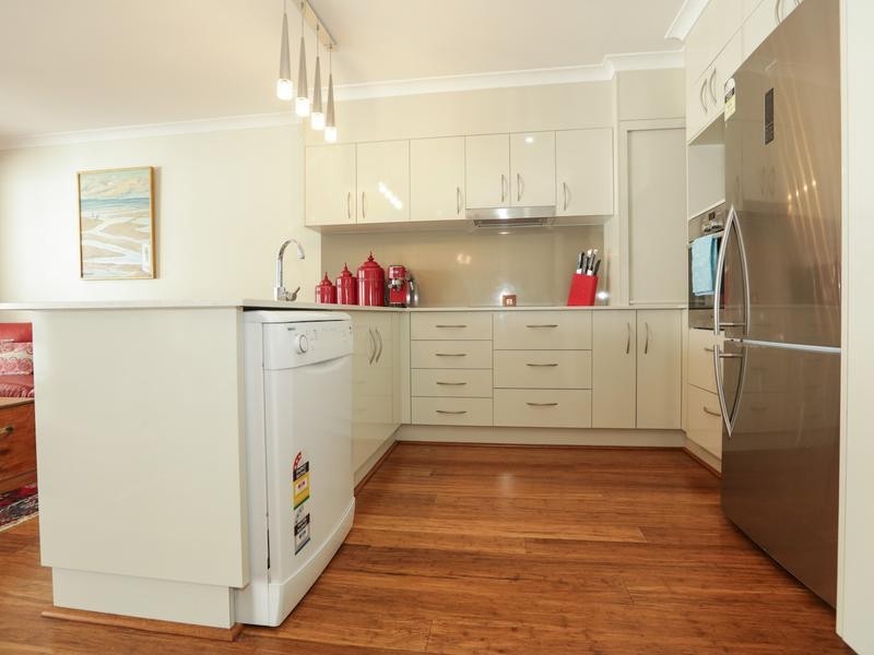 3/30 BEACH AVENUE, Tannum Sands QLD 4680