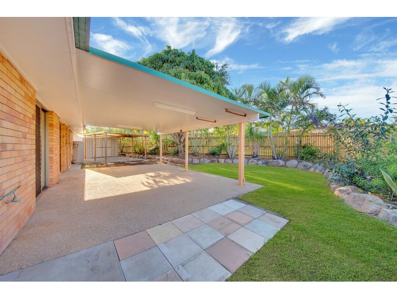 2 Davina Street, Boyne Island QLD 4680