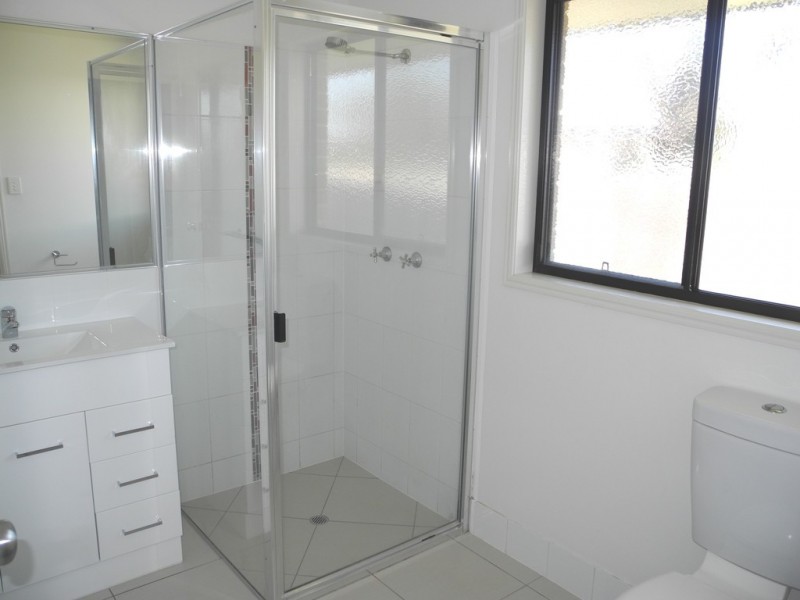 20 Surita Court, Boyne Island QLD 4680