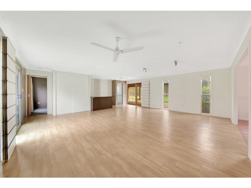 55 Tannum Sands Road, Tannum Sands QLD 4680