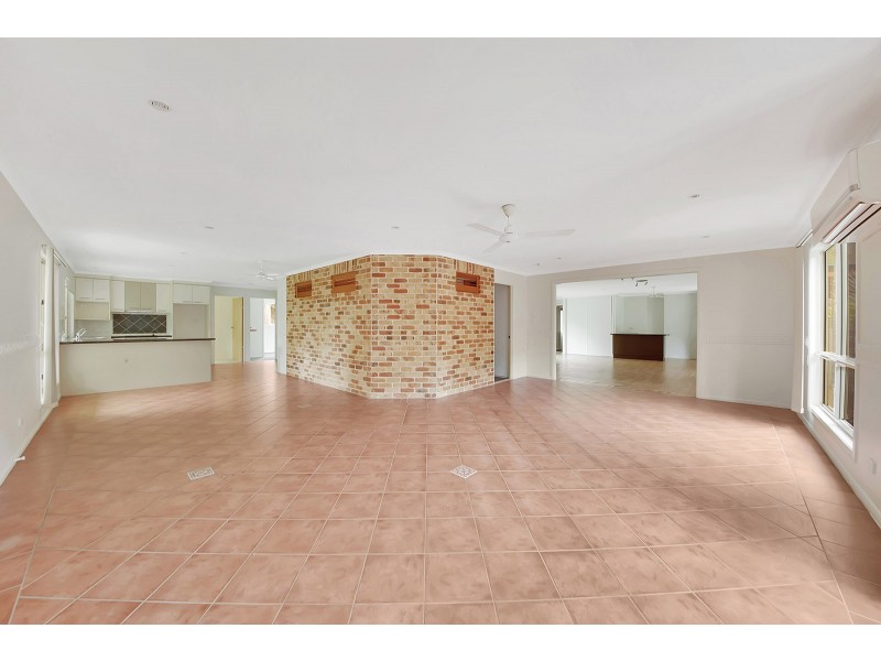 55 Tannum Sands Road, Tannum Sands QLD 4680