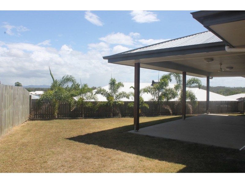 14 Melanie Court, Boyne Island QLD 4680